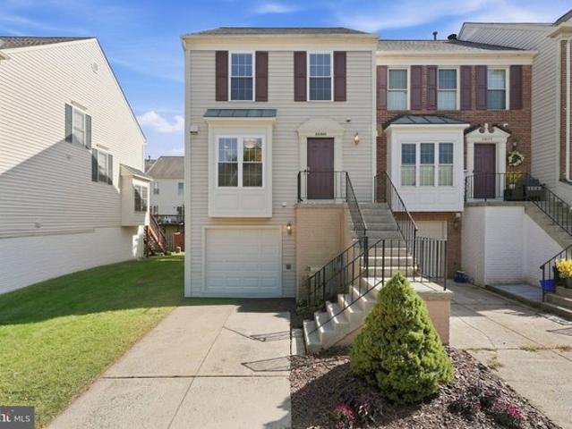 Townhouse for sale in Virginia