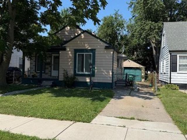 House for sale in Eastpointe, Michigan