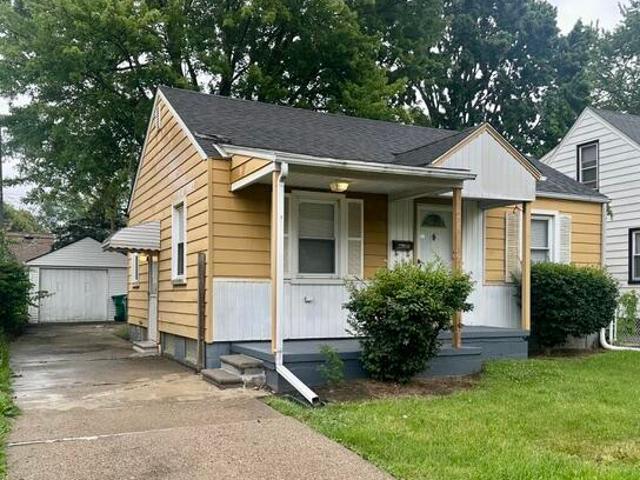 House for sale in Eastpointe, Michigan