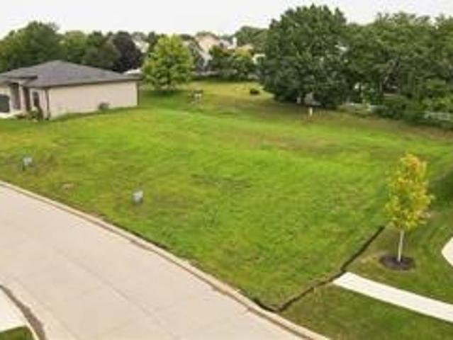 Land for sale in Altoona, Iowa