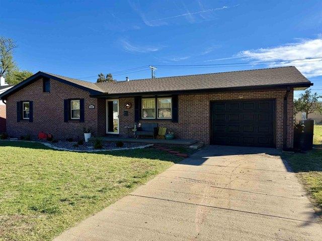 House for sale in Great Bend, Barton County