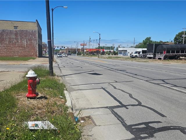 Commercial for sale in Lorain