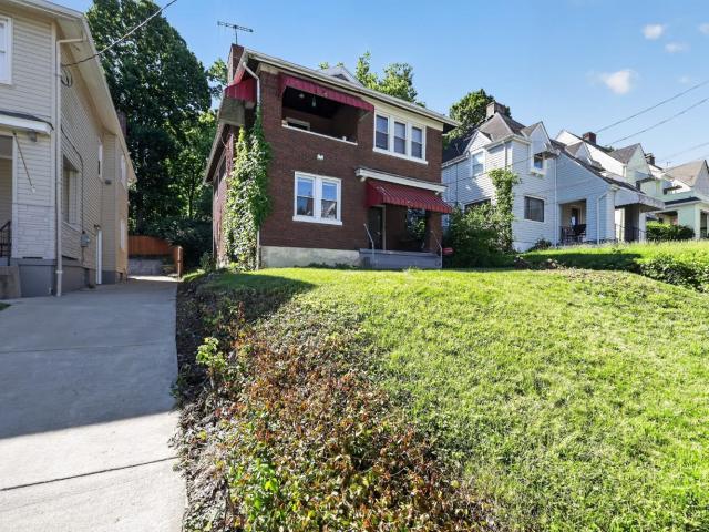 House for sale in Evanston, Roselawn