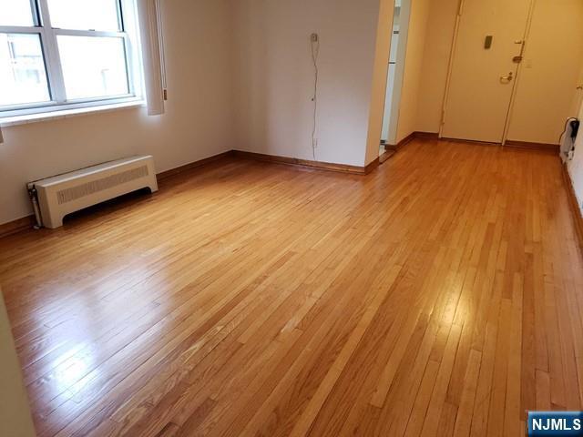 Condo for sale in Fort Lee, New Jersey