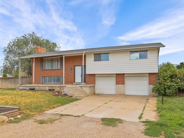 House for sale in Clearfield, Utah