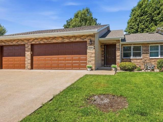 Townhouse for sale in Dubuque, Iowa