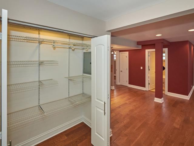 Condo for sale in Chicago Park, Illinois