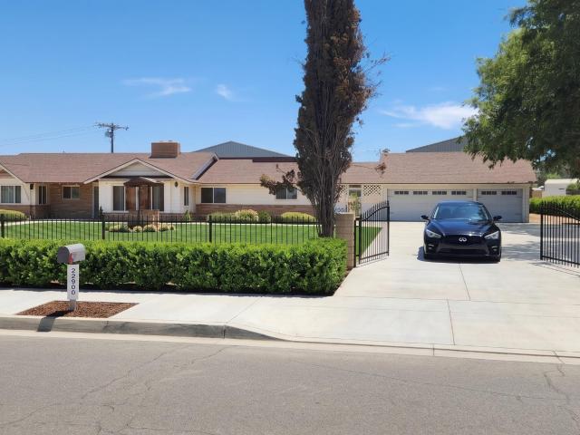 House for sale in Nuevo, California