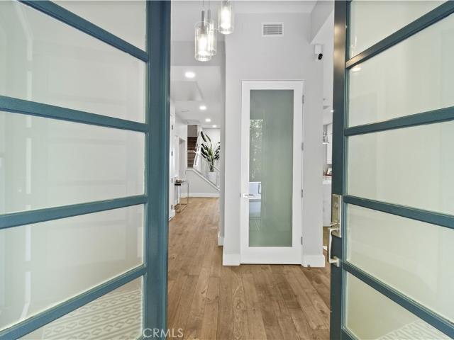 Townhouse for sale in Malibu, California
