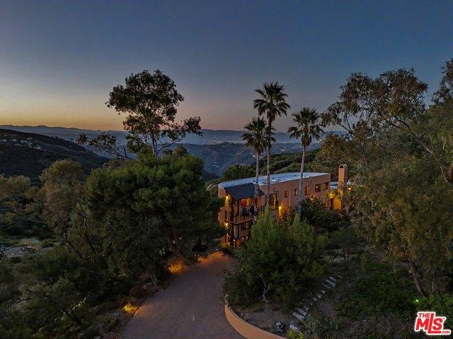 House for sale in Topanga, California