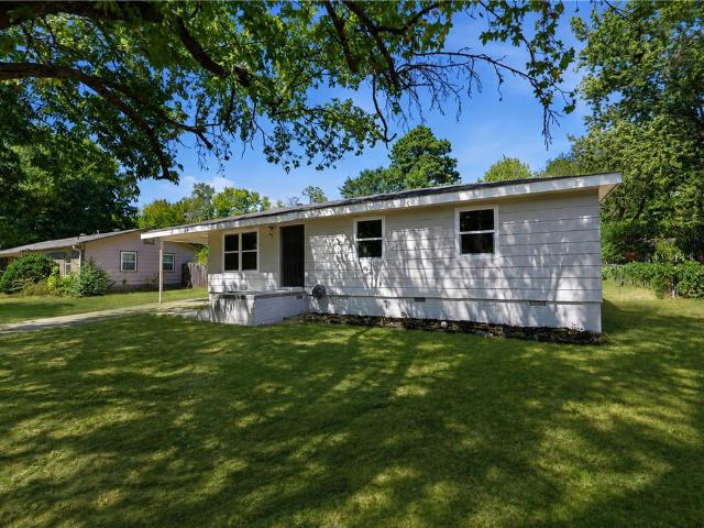 House for sale in Ark