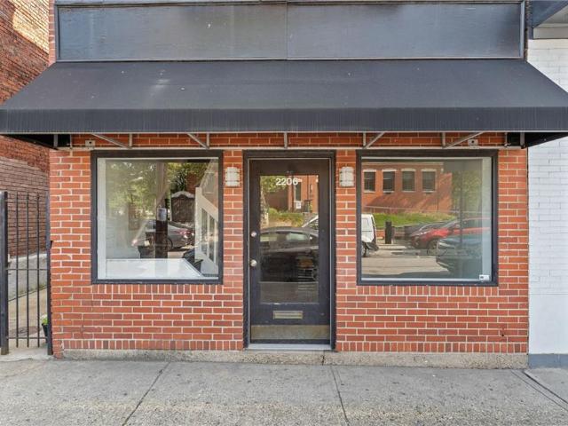 House for sale in Pittsburg, Pennsylvania