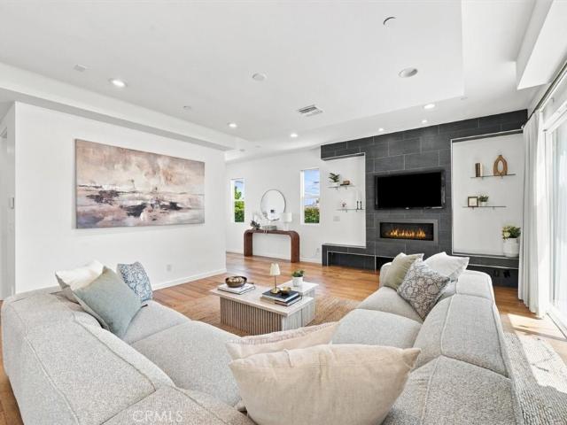 Townhouse for sale in Redondo Beach, Los Angeles County