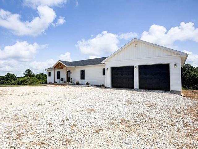 House for sale in Hardin, Illinois