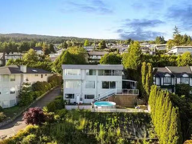 House for sale in West Vancouver, British Columbia