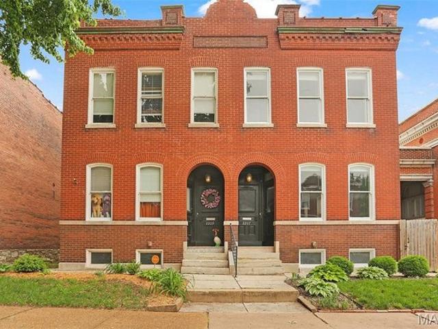 Townhouse for sale in Saint Louis, Missouri