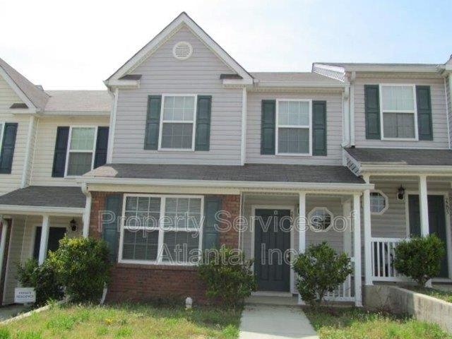 Townhouse for sale in Morrow, Clayton County