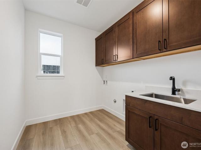 House for sale in Milton, Washington