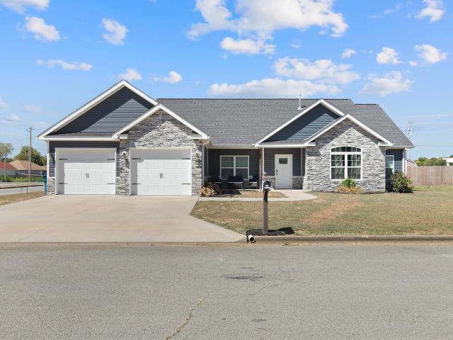 House for sale in Greystone, Oronogo