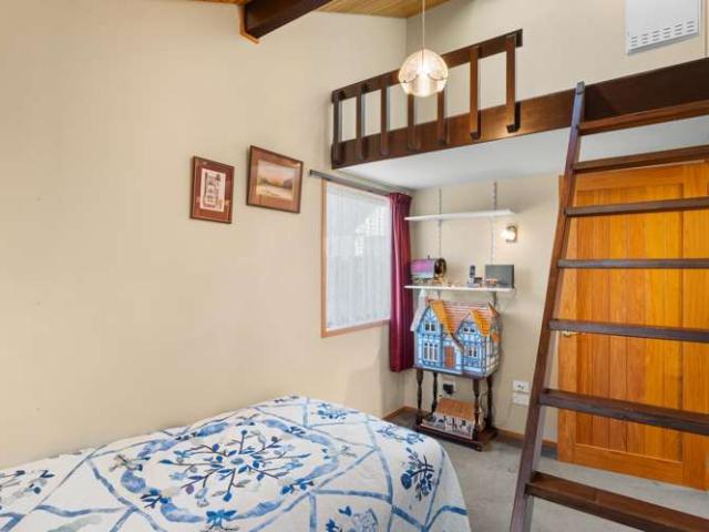 Apartment for sale in Heathcote, Canterbury
