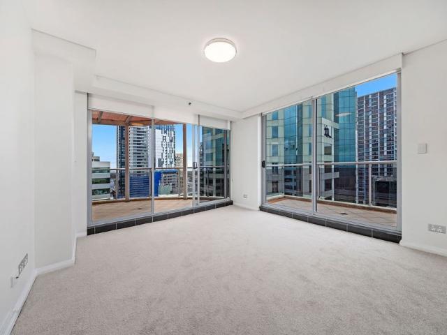 Apartment for rent in Lower North Shore, Sydney
