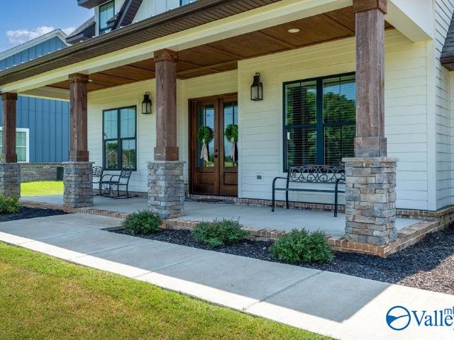 House for sale in Elkmont, Alabama