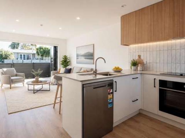 Townhouse for rent in Chartwell, Hamilton City