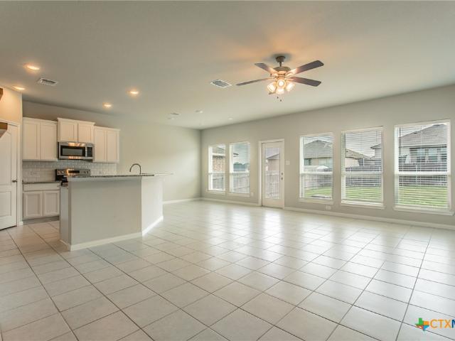 House for sale in Temple Bar Marina, Texas