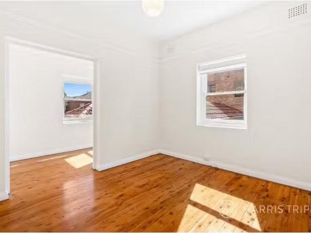 Apartment for rent in Lower North Shore, Sydney