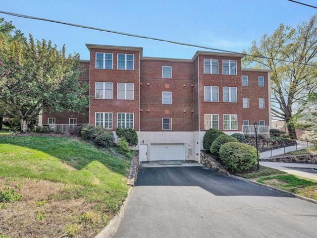Condo for sale in Virginia