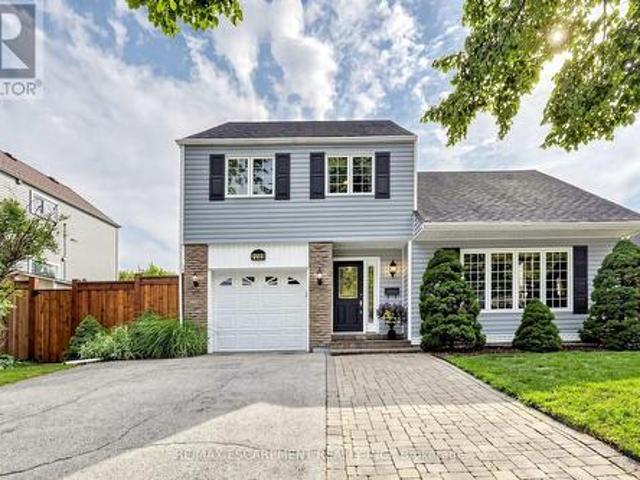 House for sale in Burlington, Ontario