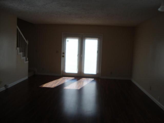 Duplex for rent in Tennessee
