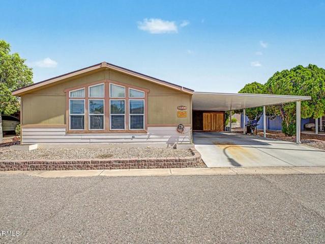 House for sale in Apache Junction, Arizona