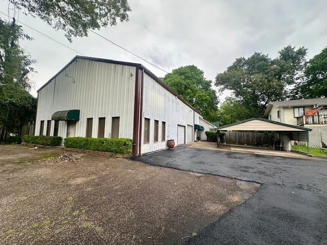 House for sale in White Oak, Texas