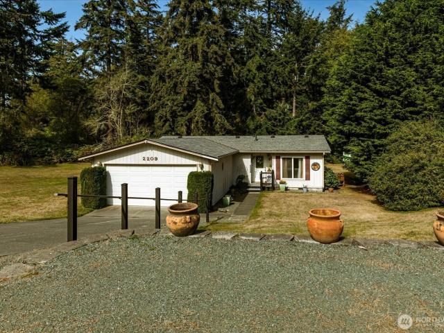 House for sale in Oak Harbor, Washington
