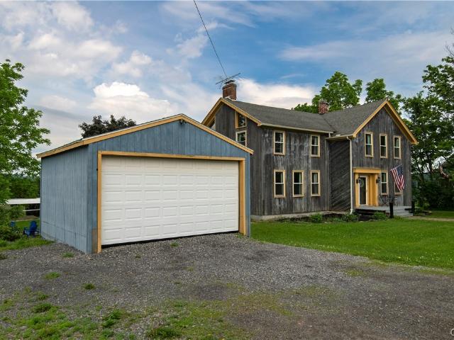 House for sale in Oneida, New York