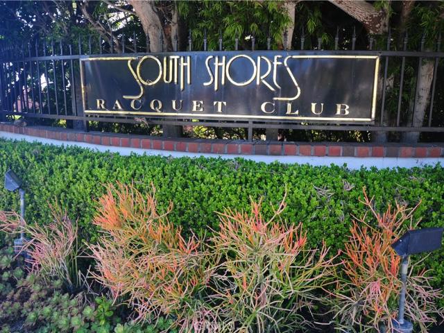 Condo for sale in Canoga Park, California