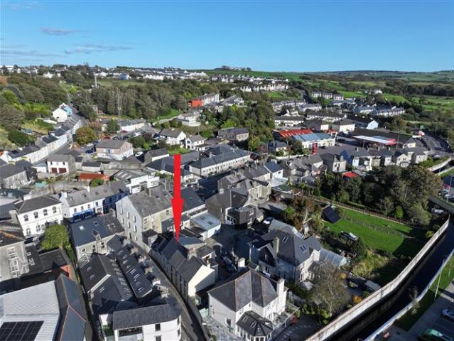 Townhouse for sale in Strand, South Tipperary
