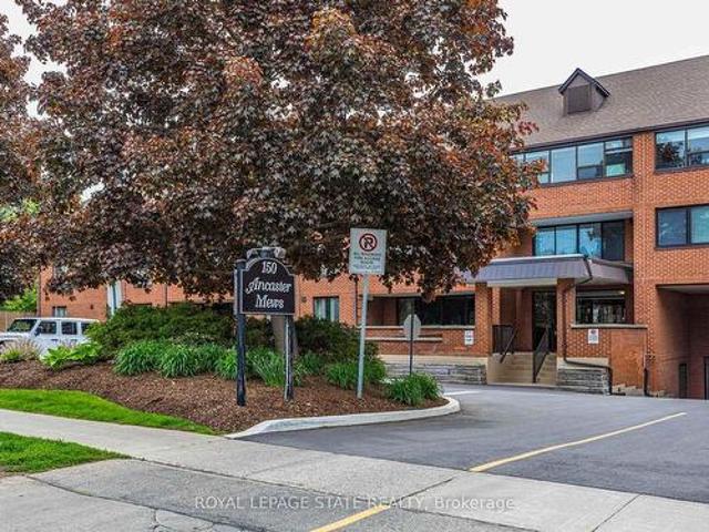 Condo for sale in Hamilton
