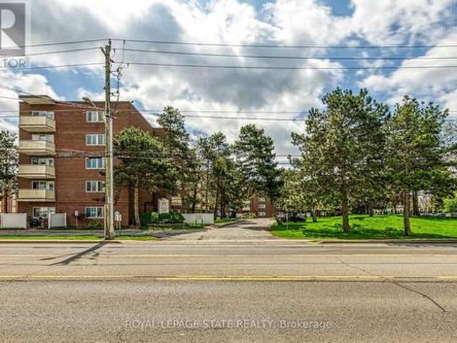 Condo for sale in Niagara, Ontario