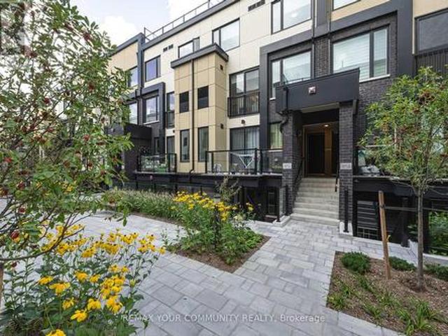 Townhouse for sale in Woburn, Ontario