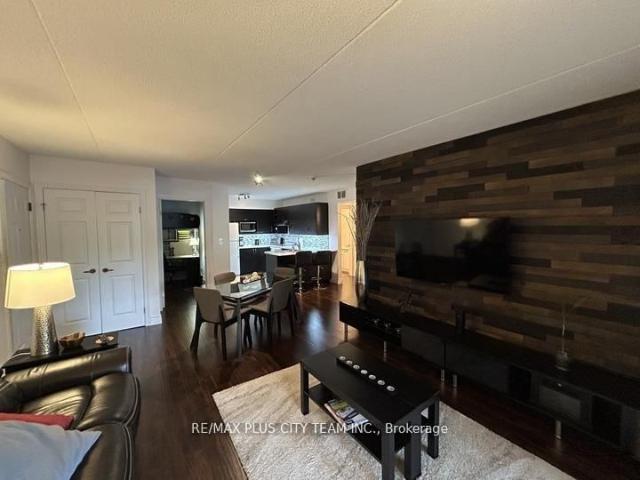 Condo for rent in Burlington, Ontario