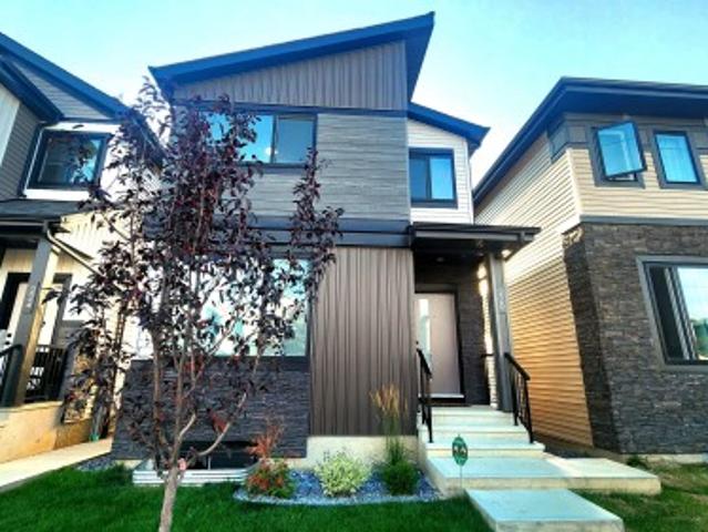 House for sale in Wedgewood, Alberta