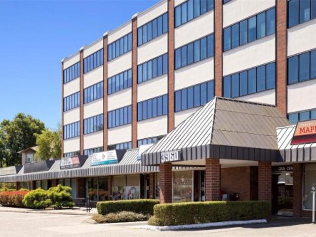 Commercial for rent in Quadra, Saanich