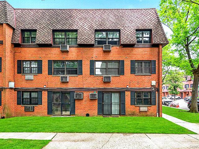 Condo for sale in Queens, Arverne