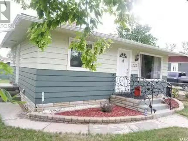 House for sale in Assiniboia, Saskatchewan