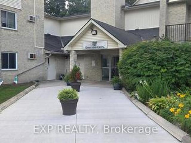 Condo for sale in Pond Mills, London