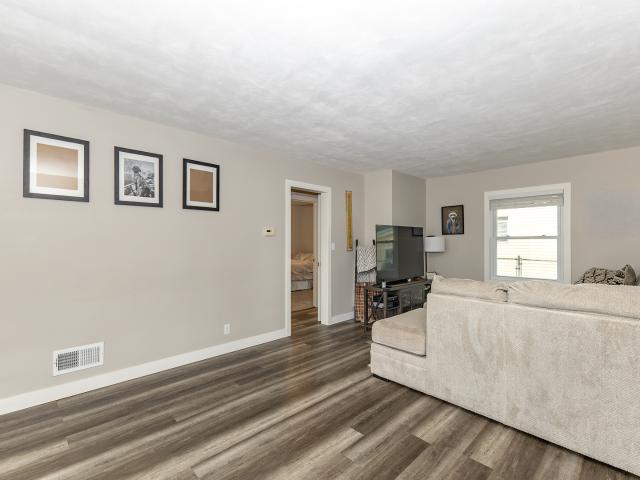 House for sale in Camanche, Clinton County