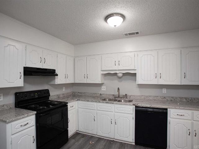 Property for rent in Ark