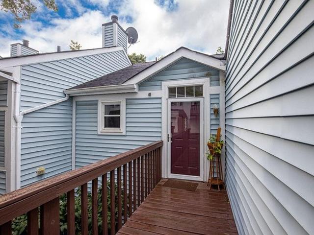 Condo for sale in Campbell, Kentucky